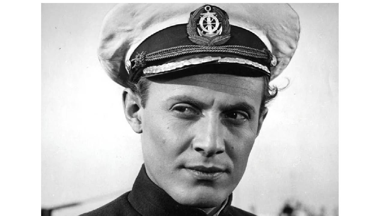 Юрий Соломин