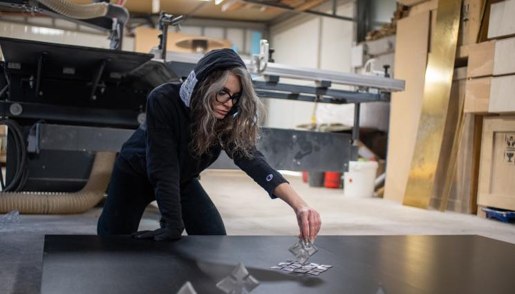 Ив Тошайн - Българка с изложба в крепост в Италия