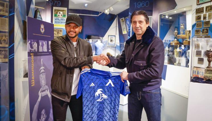 Фабио Левски - Момчето от Бразилия: Левски показа заместника на Роналдо