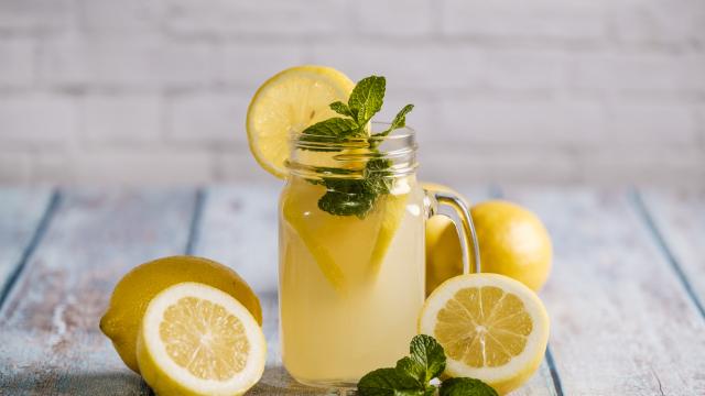 Тахан, лимони и зехтин за полезна и вкусна храна