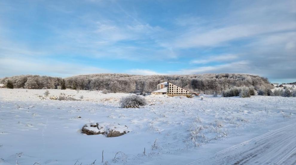 Зимна приказка в Узана (СНИМКИ)