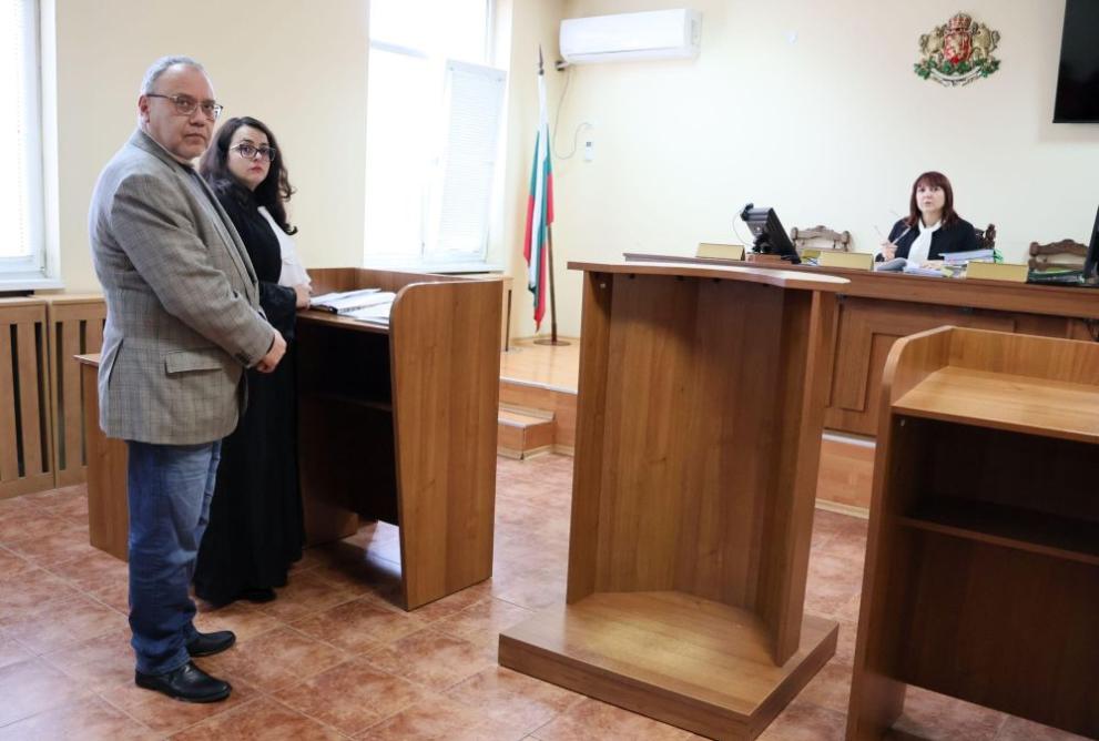 Снимка: Емил Димитров-син заведе дело срещу автора на чалга версия на „Моя страна, моя България“