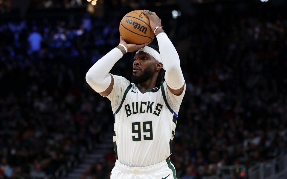 Тежкото крило на Милуоки Бъкс Джей Краудър се завръща в