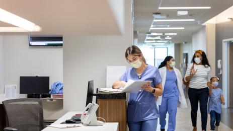 болница лекари