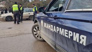 Мащабна полицейска операция в ромския квартал в Мъгли