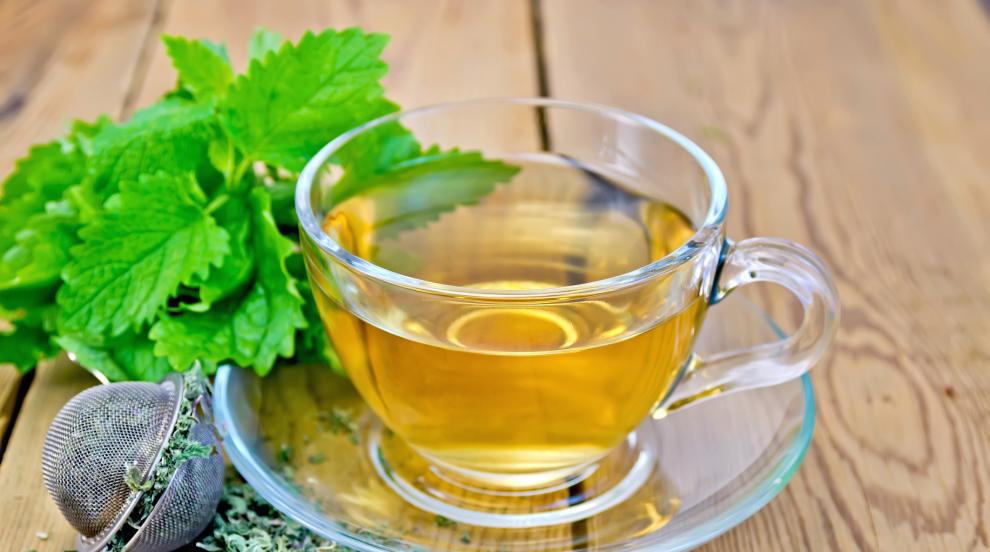 Златен баланс на кафе и чай: Рецепта за дълъг живот