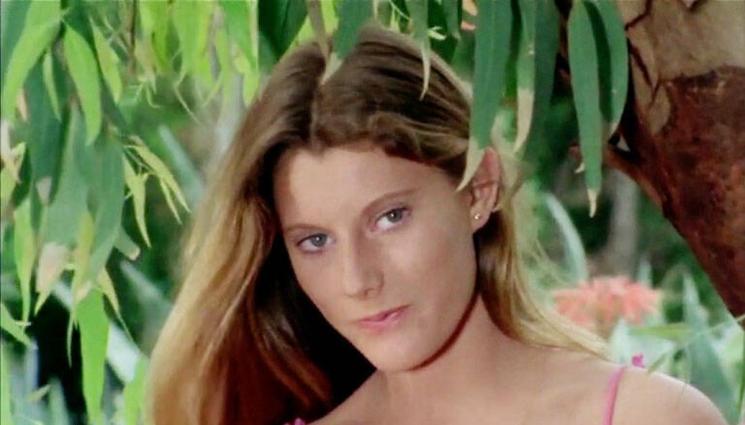 Беатрис Синьо лято - КЪДЕ СА ТЕ СЕГА: Беатрис от „Синьо лято” стана медсестра (СНИМКИ)