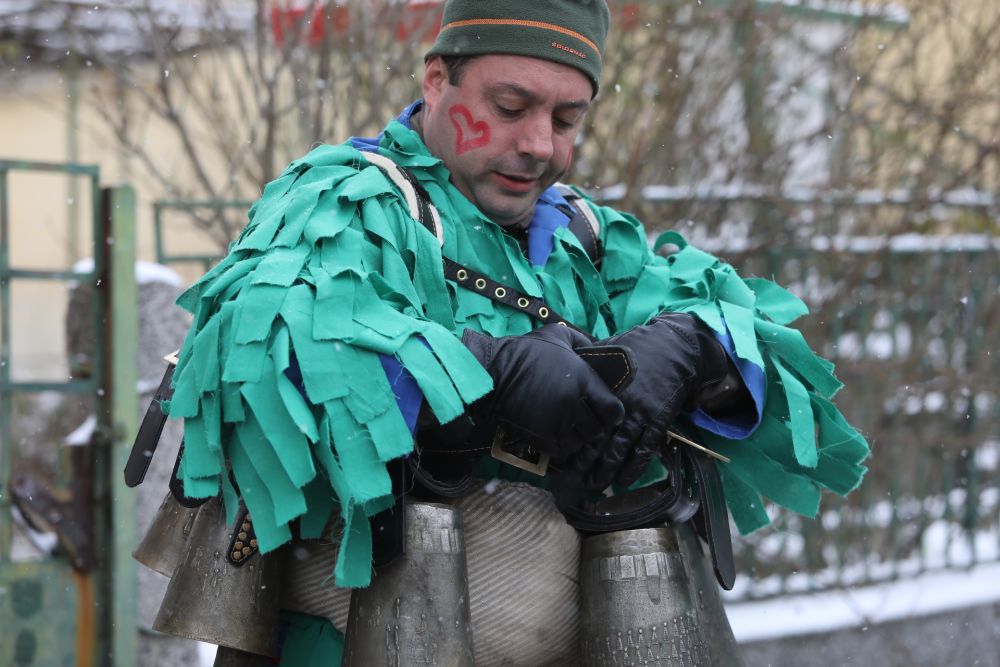 Сурва