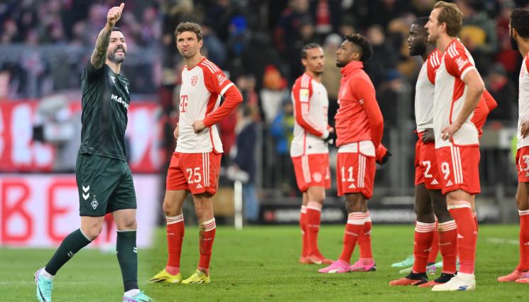 Вердер Байерн - Бременските музиканти: Вердер си изсвири Ода на радостта срещу Байерн на