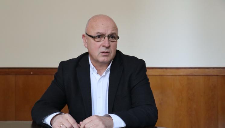 Иван Атанасов - Агро Телеграф: Директорът на агробиоинститута проф. Иван Атанасов: Семената на 