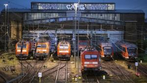 Започна най дългата стачка на машинистите от железопътния транспорт в Германия Недоволството