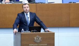 "Възраждане": Парите за Украйна трябва да са за българите