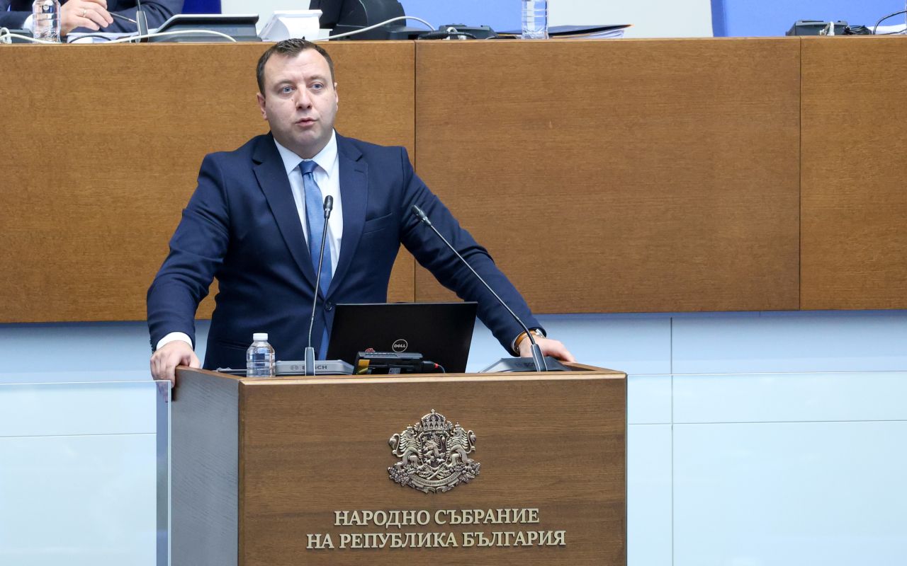 "Възраждане" заяви готовност за коалиция с евентуален политически проект на Румен Радев