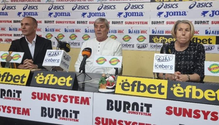 Петър Петров Николина Щерева - За нов стадион само за лека атлетика в София призова знаменита шампионка