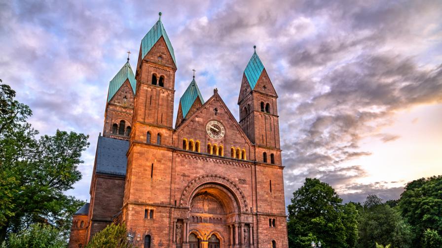Хиляди деца са малтретирани от Германската протестантска църква