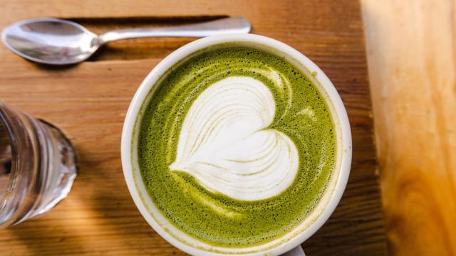 Матча лате и още две напитки, с които можете да замените сутрешното кафе