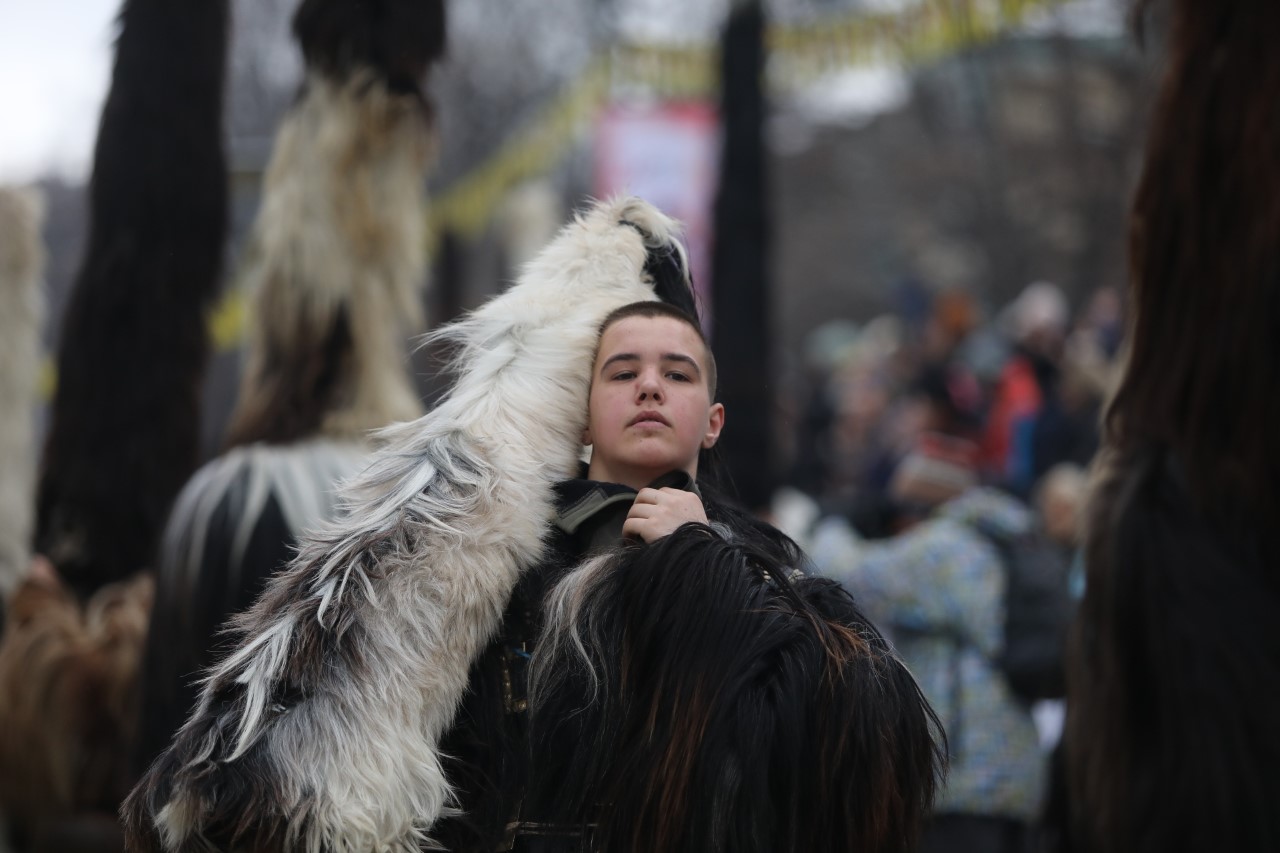 <p>Хиляди жители и гости на миньорския град са свидетели на 30-ия Международен фестивал на маскарадните игри.</p>