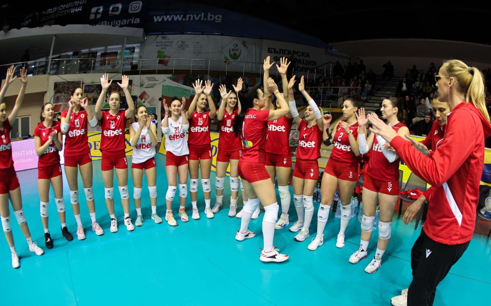ЦСКА се класира за полуфиналите на женското волейболно първенство