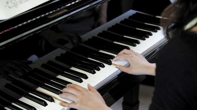 Само един час седмично: Уроците по пиано подобряват когнитивните способности