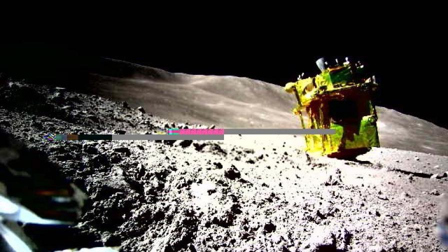 Чудо: Японската сонда се "събуди" и предава от Луната