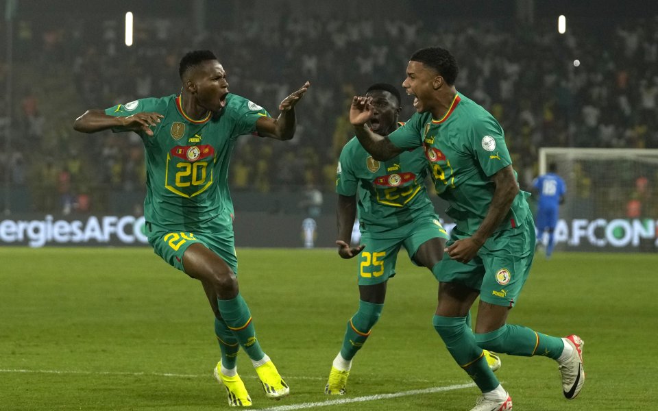 Сенегал прегази Кения в контрола