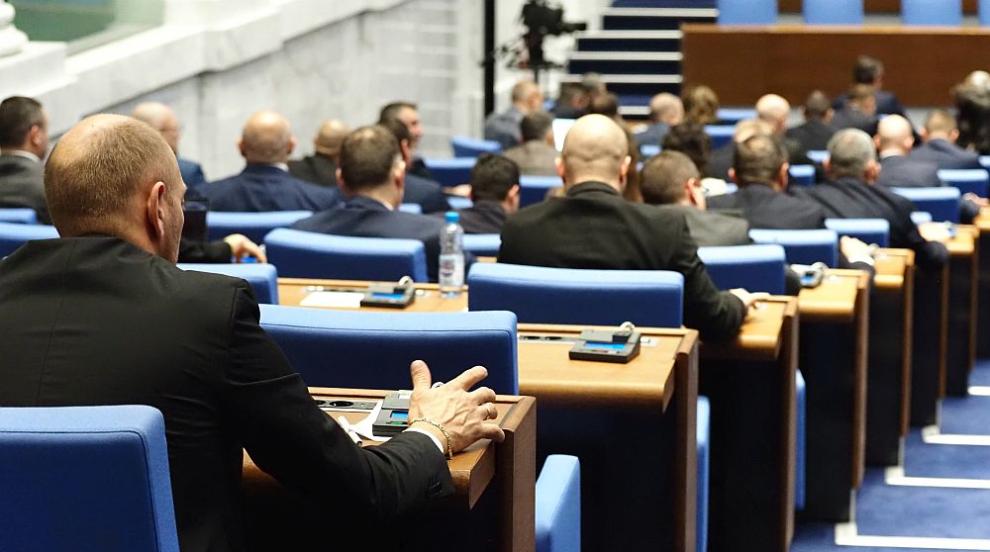 Депутатите обсъждат Закона за българите, живеещи извън България