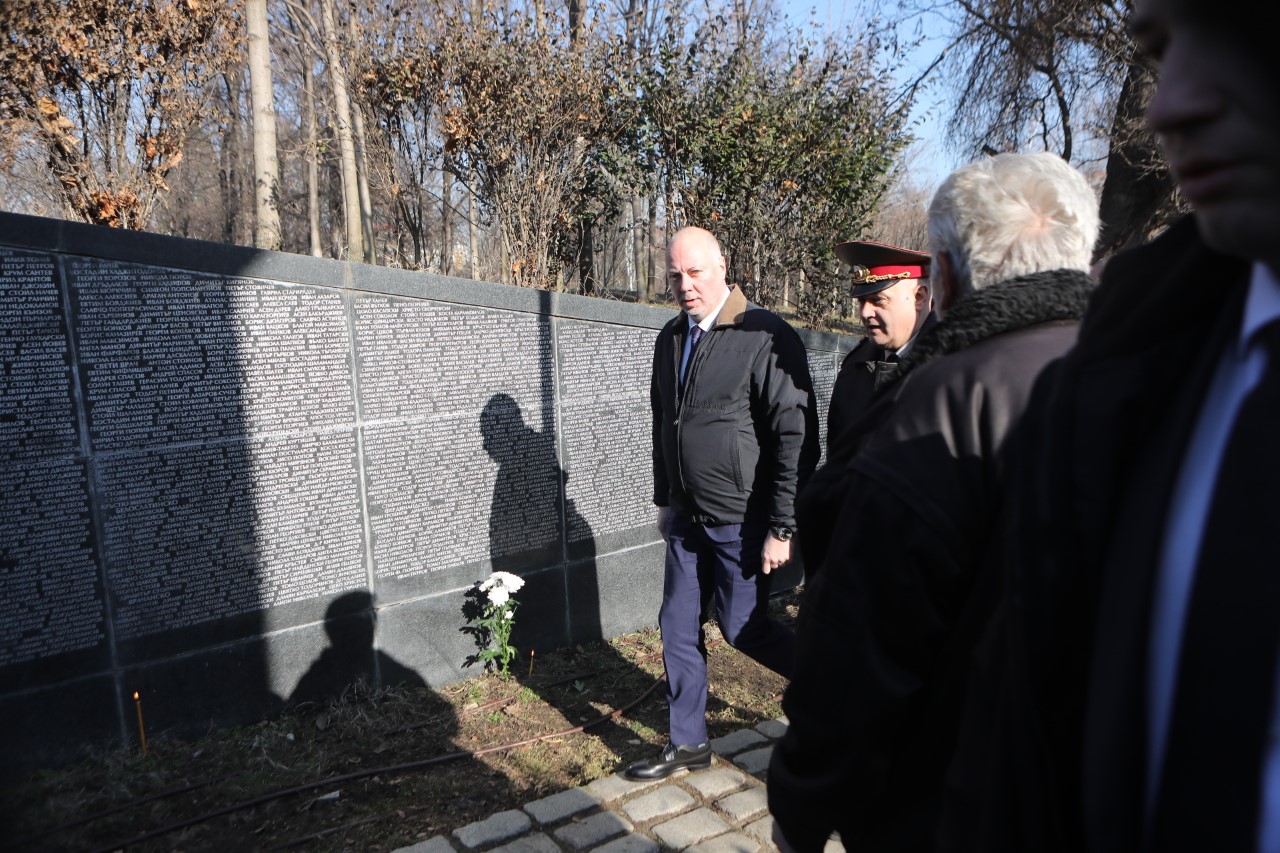 <p>1 февруари е обявен за Ден на признателност и почит към жертвите на комунистическия режим.</p>