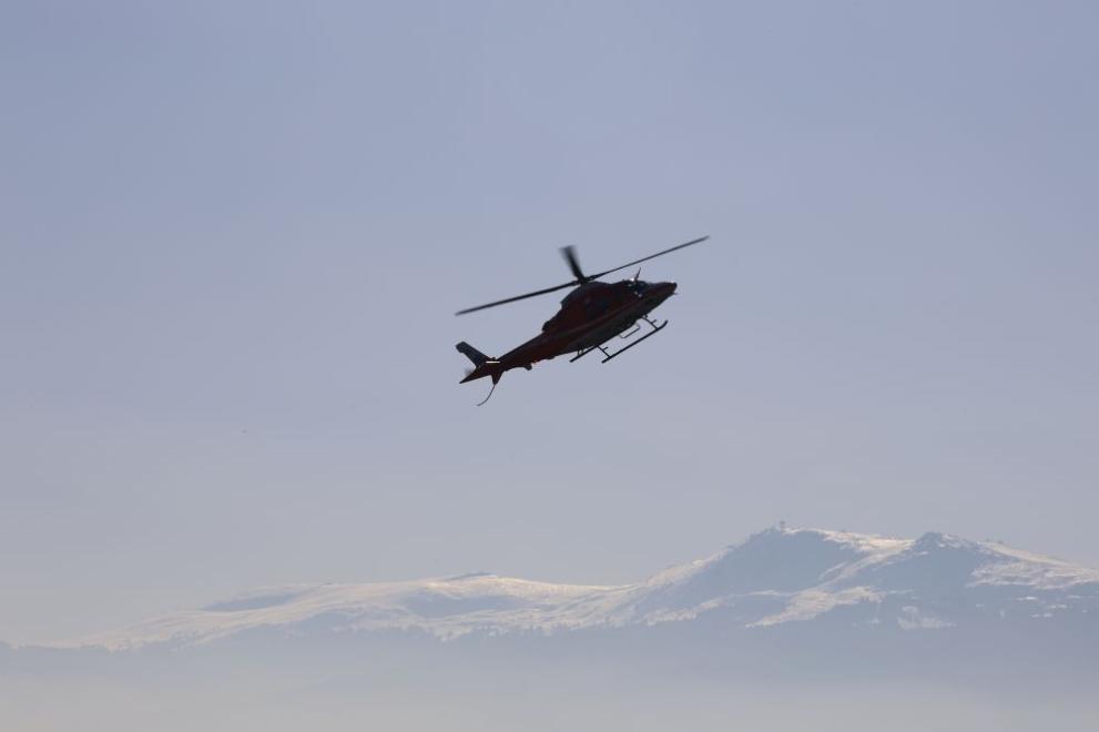  въздушна кола за спешна помощ 