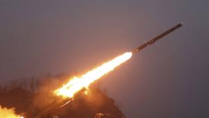 Северна Корея КНДР изстреля няколко крилати ракети край западното крайбрежие