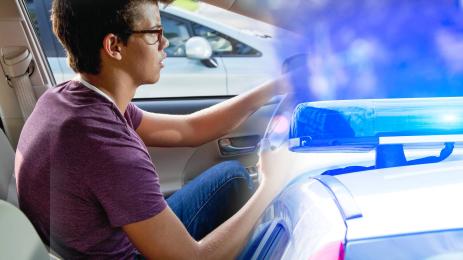 тинейджър зад волана