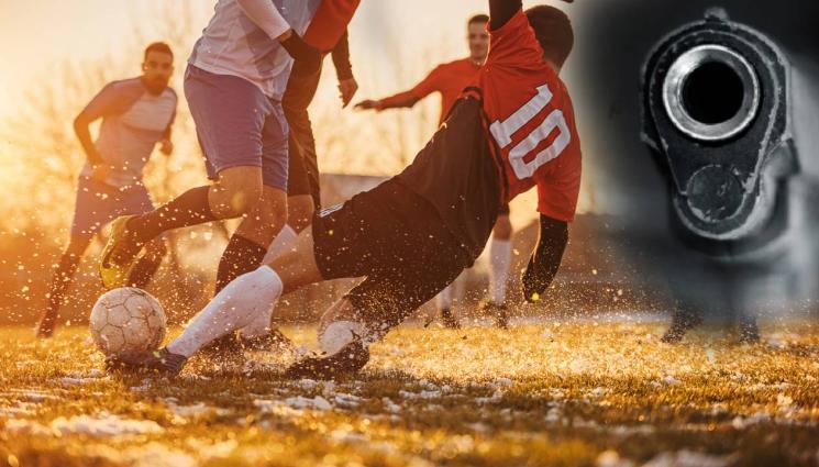 застрелян на мач - ШОК И УЖАС: Застреляха футболист по време на мач!