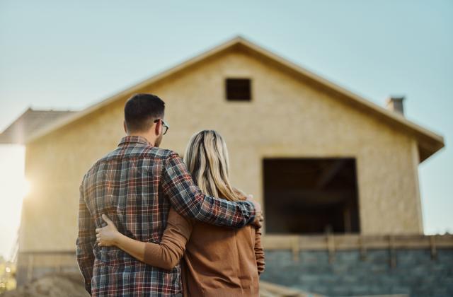 Жилище до 200 кв, изградено от естествени материали, може да