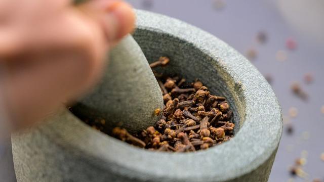 Здраве от природата: Чудодейните свойства на карамфила