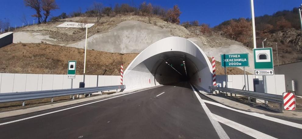 На 20 февруари откриваме тунел Железница. Това заяви министърът на