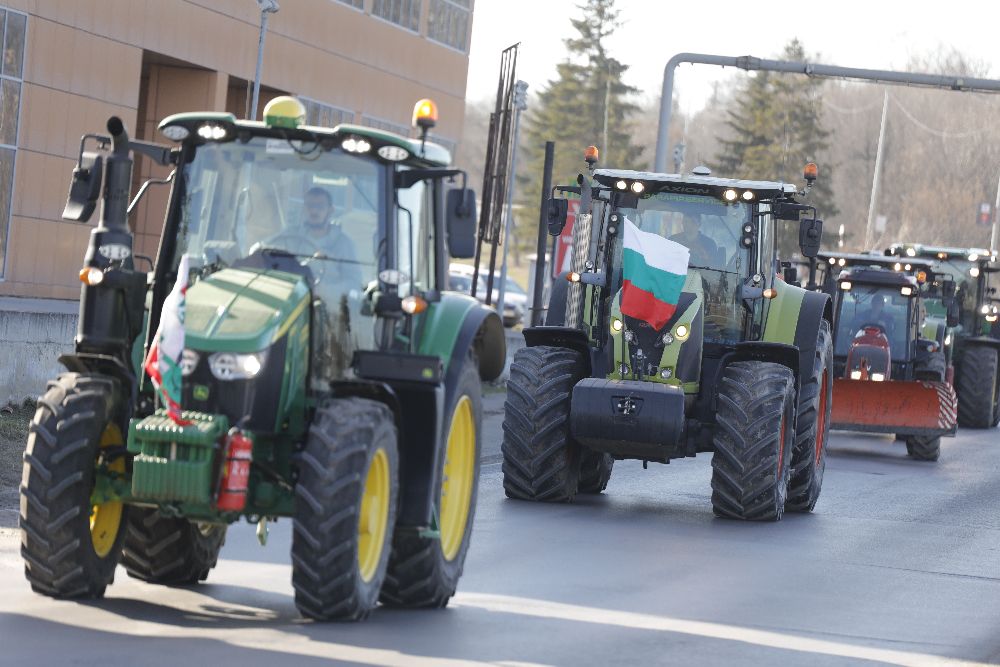 Земеделци от цялата страна излязоха на протести