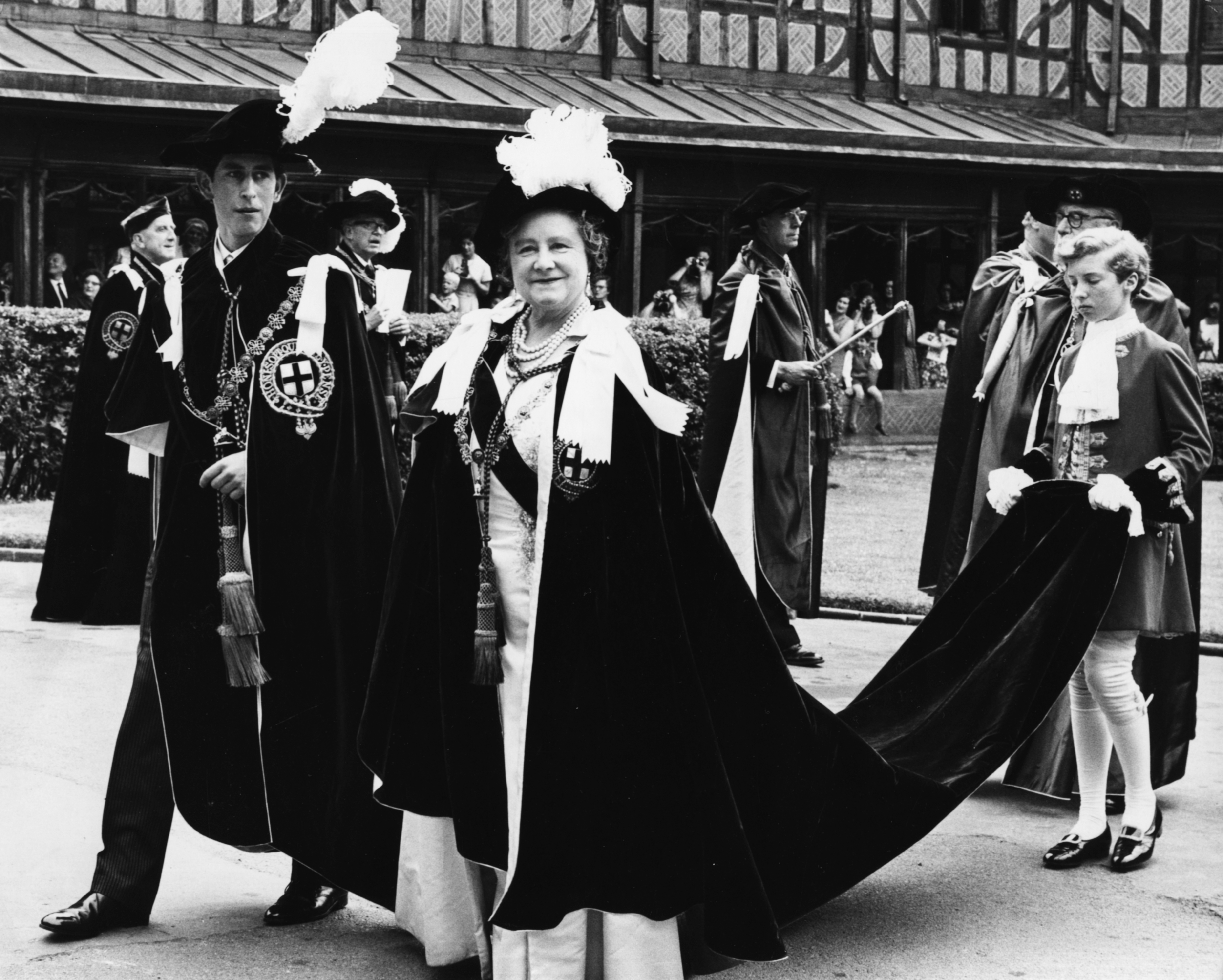 Чарлз и Елизабет