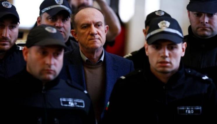 шпионинът ГДБОП - ШПИОНСКАТА АФЕРА: Технически експертизи заковават Караколев, донасял на Русия!