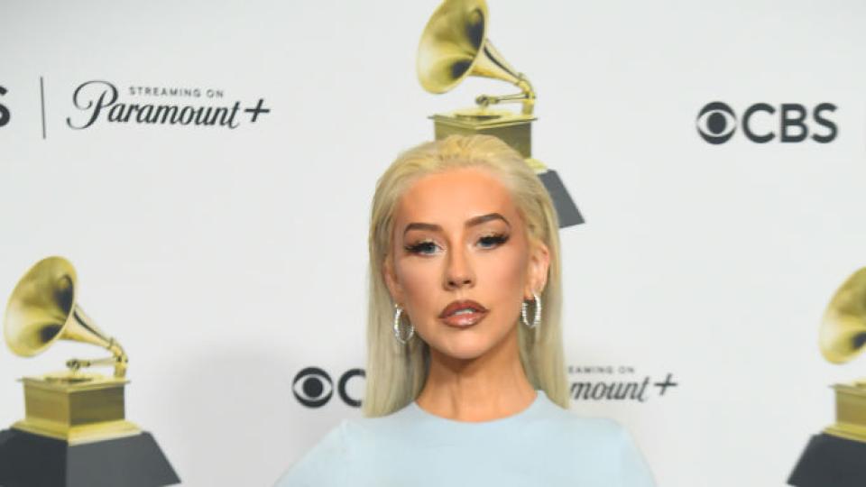 На 44 години Кристина Агилера продължава да изумява света със