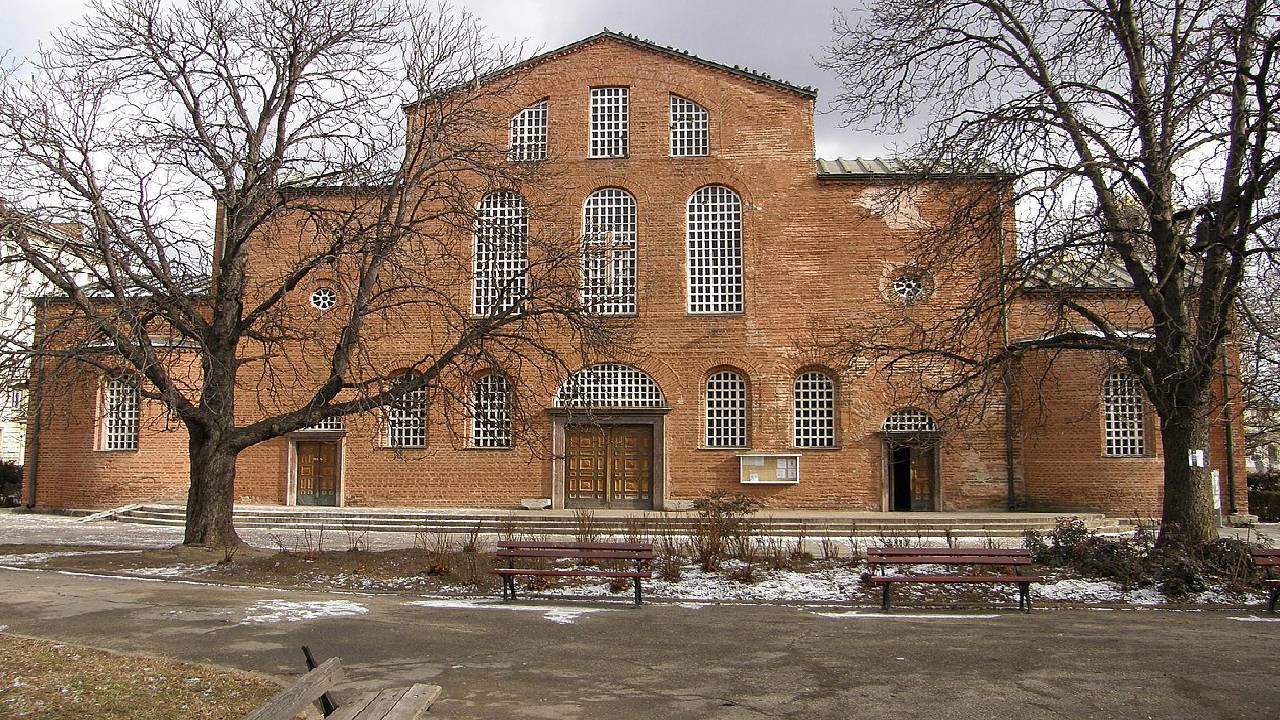 Храм Св София