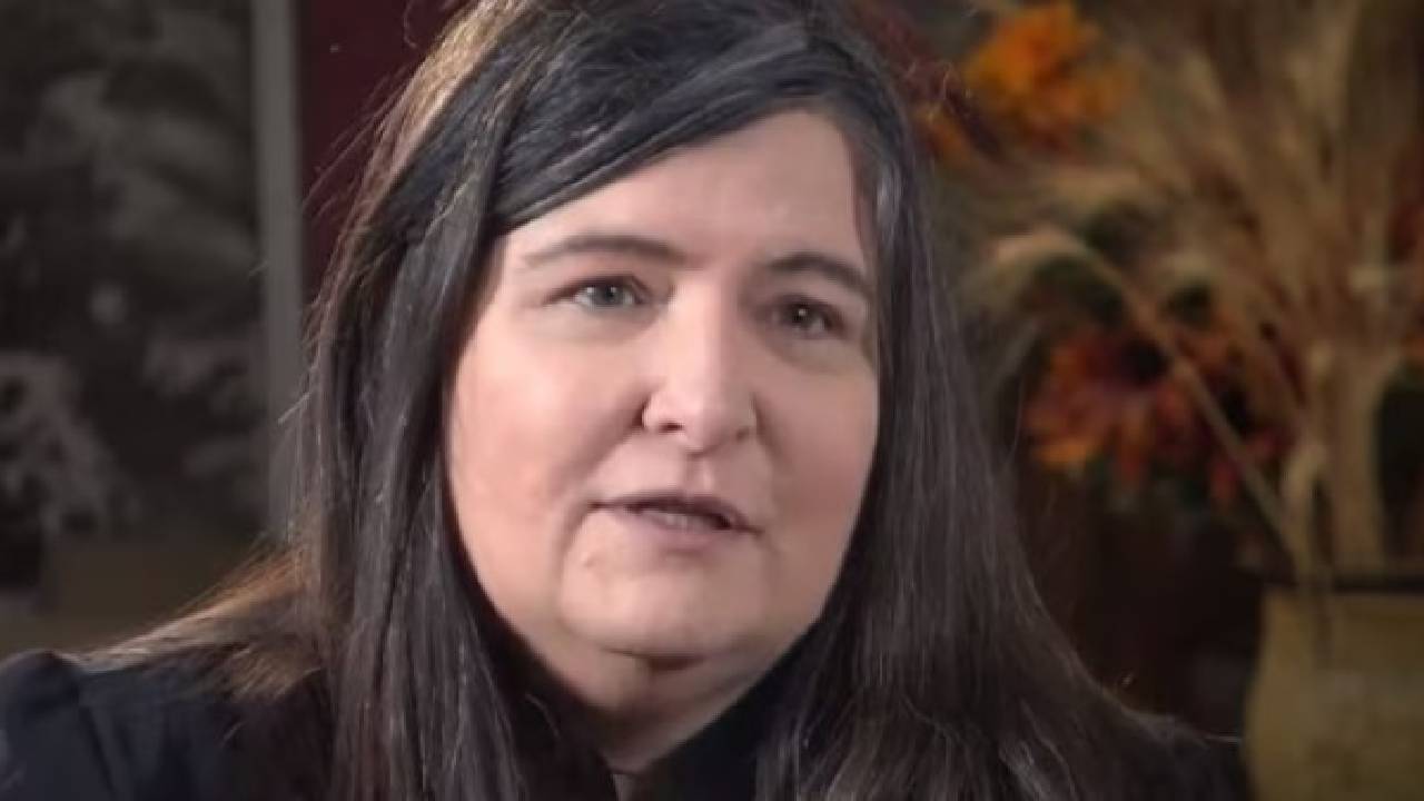 Ким Деникола