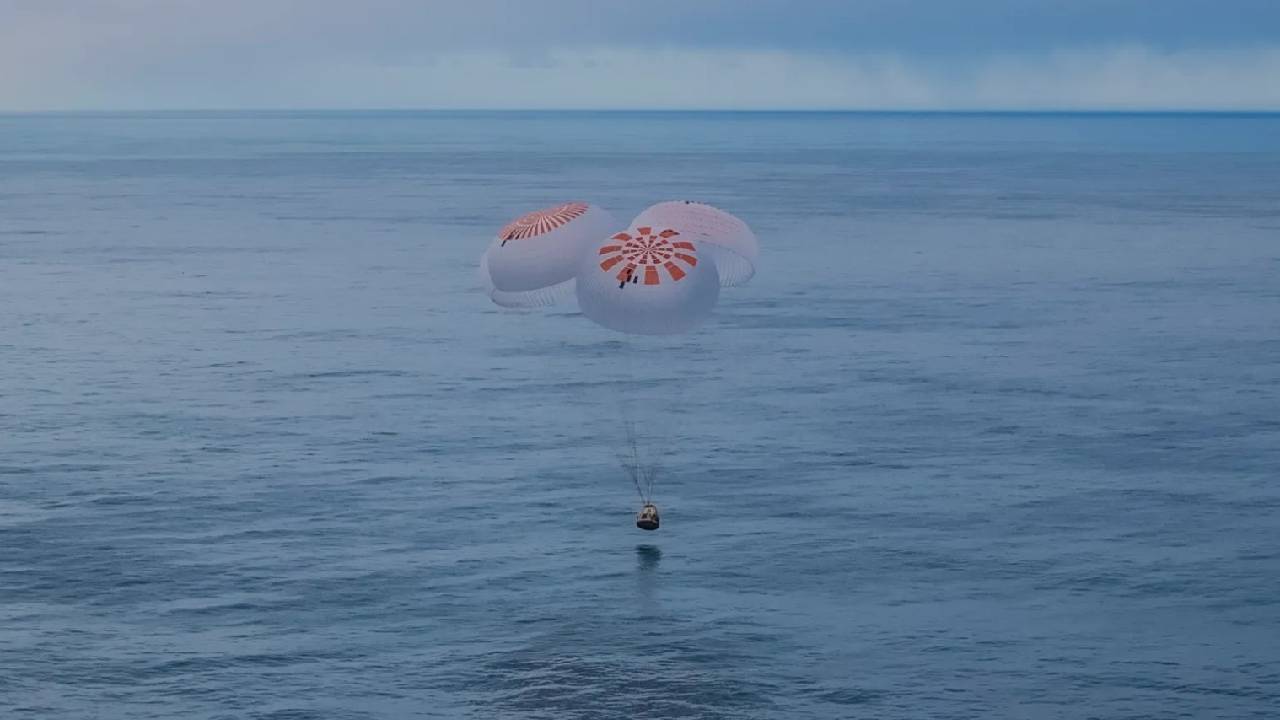 Астронавти трета частна космическа мисия
