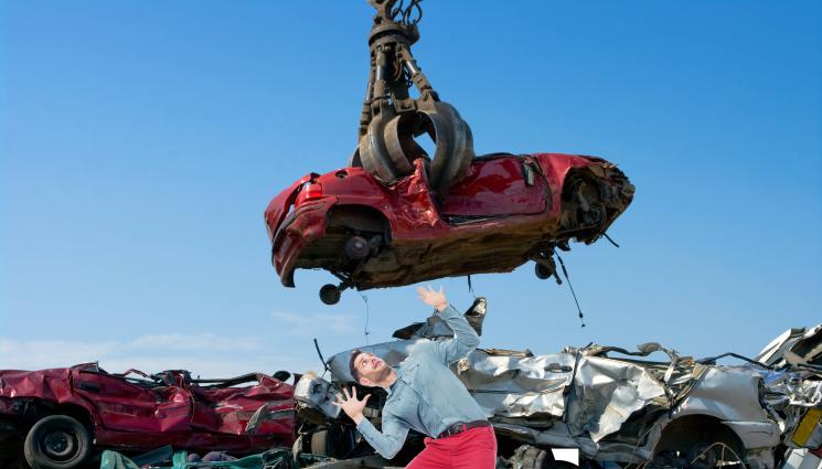скрап - ЗА ДЕНЯ НА ВЛЮБЕНИТЕ: Пращаме бившия за скрап!