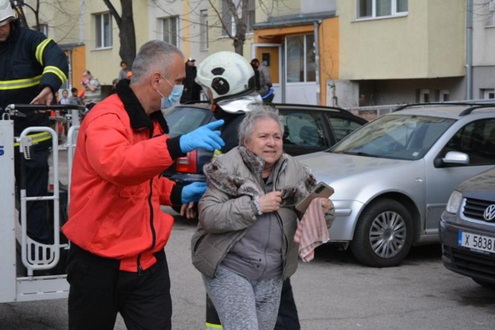 Девет души са били транспортирани в хасковската болница след големия