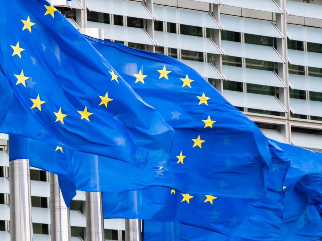 Европейската комисия ЕК иска да помогне на силно фрагментирания телекомуникационен