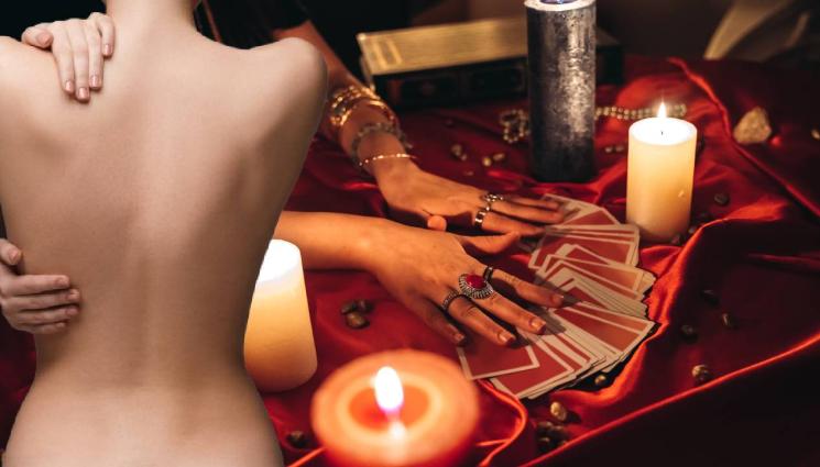 гадател - КАПАН ЗА НАИВНИЦИ: Предсказания срещу голо видео!