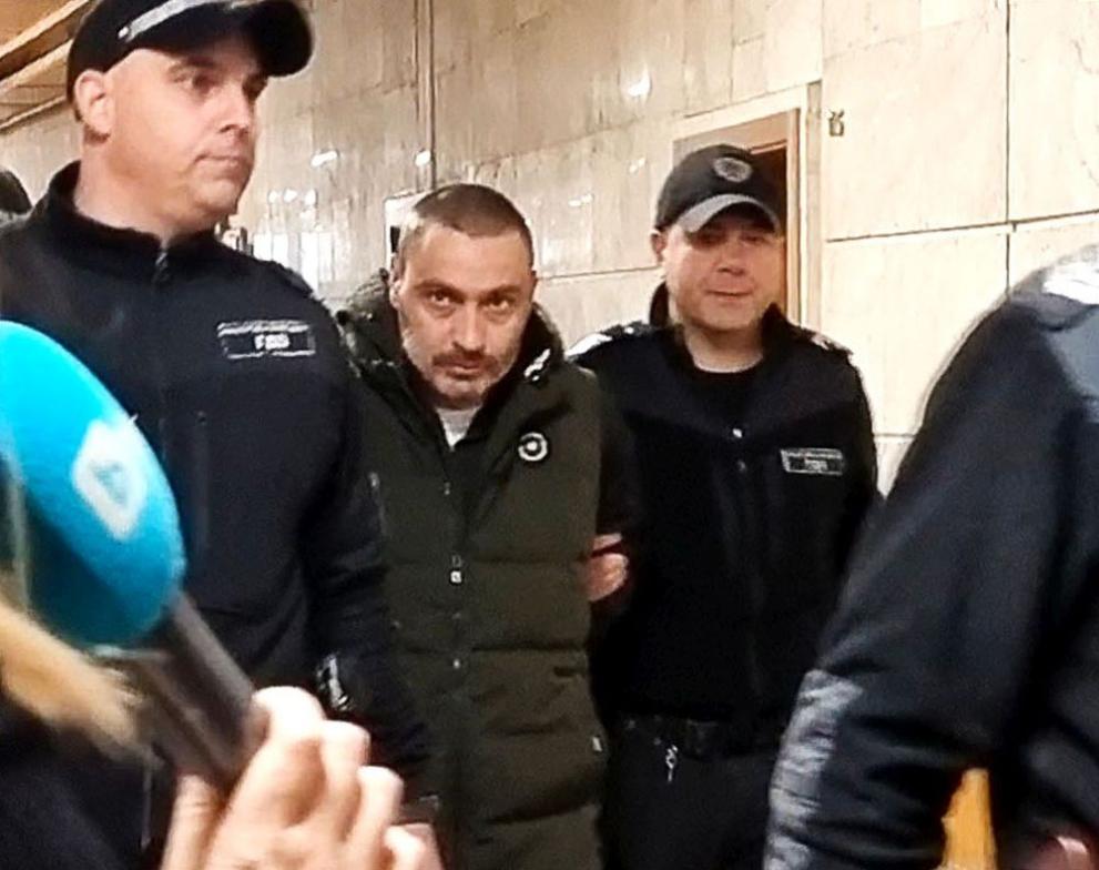 Районният съд в Сливен остави за постоянно в ареста мъжа,