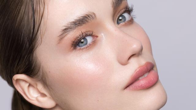 Хората със сини очи виждат по-добре в слабо осветени пространства