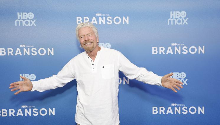 Ричард Брансън - ВЪРТИ ПЕДАЛИТЕ: Ричард Брансън се потроши с колело (СНИМКА)