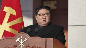 Севернокорейският лидер Ким Чен ун е наблюдавал изпитанието на нова ракета