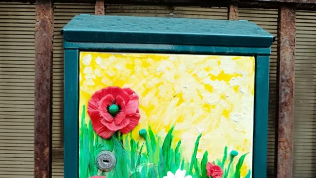 Щастливата улица на пощенските кутии в Букурещ